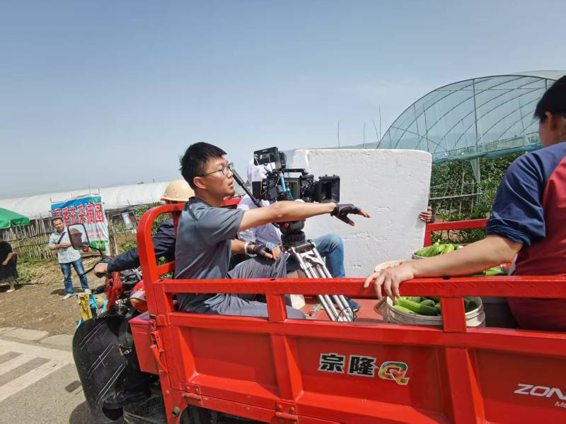 电商爆款背后的推手：进贤县产品视频拍摄公司精准捕捉卖点痛点